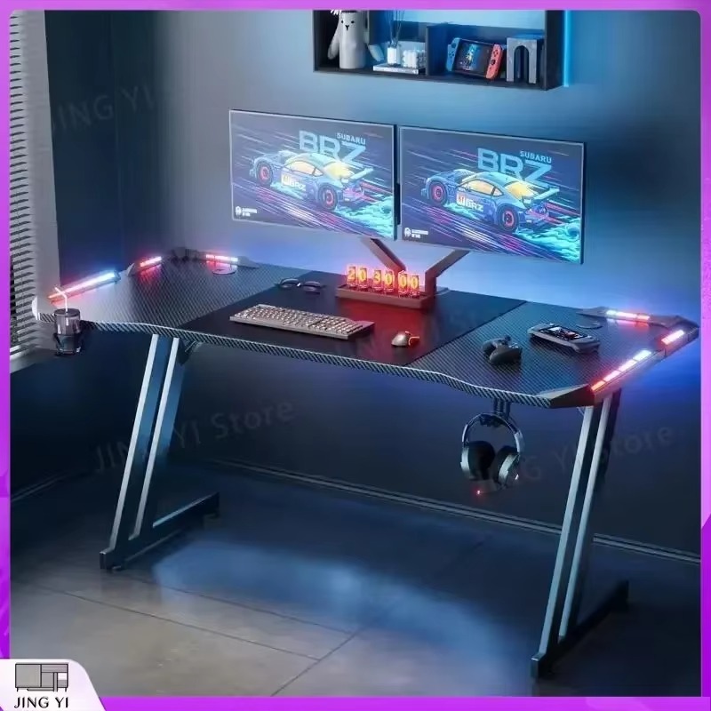 Desk Setup Headphones - طاولة ألعاب مع إضاءة LED وسطح