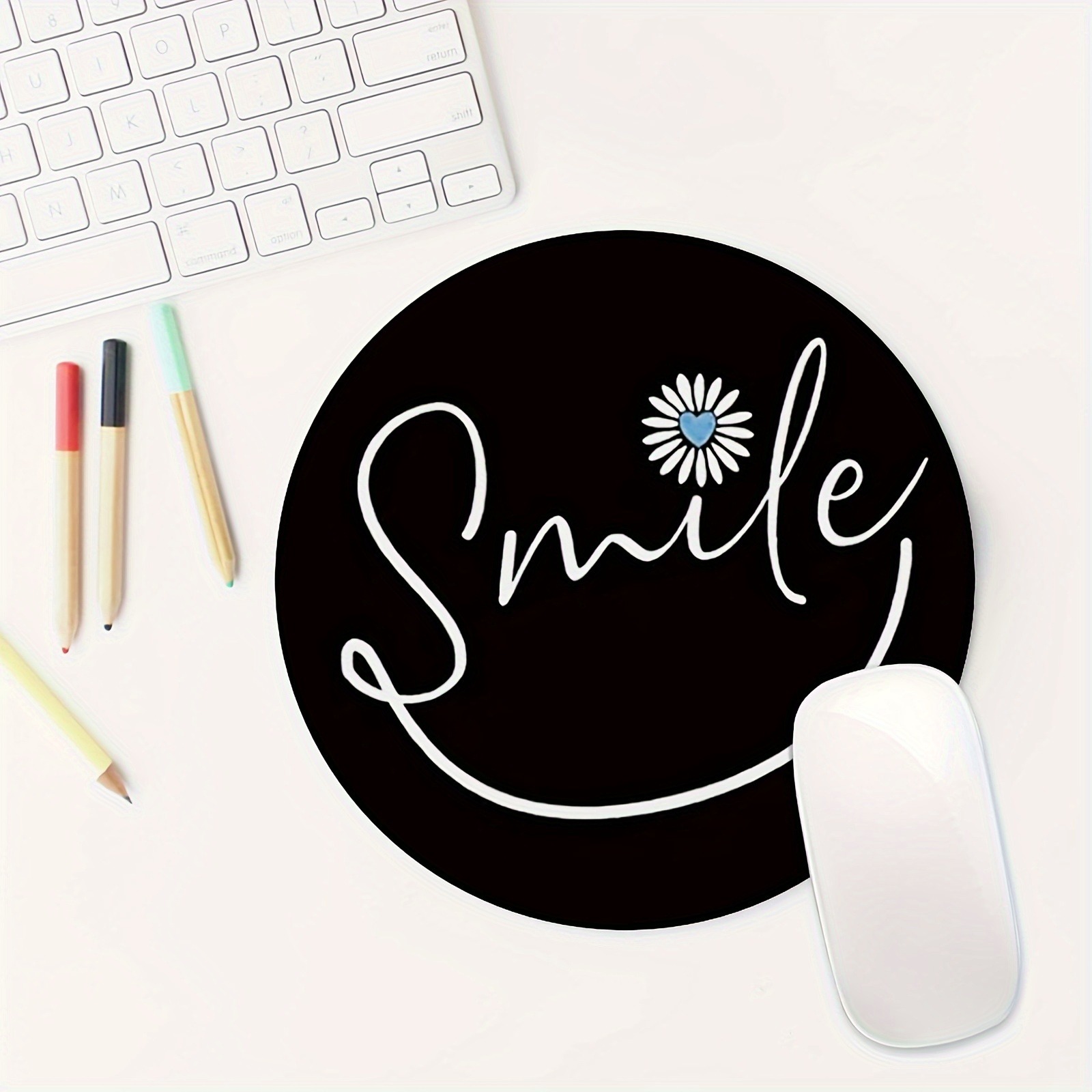 Desk Setup Black - لوحة ماوس ألعاب بنمط ابتسامة، تصميم
