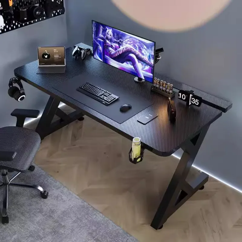مكاتب كمبيوتر سوداء بسيطة بتصم - مراجعة Desk Setup Art وسعره