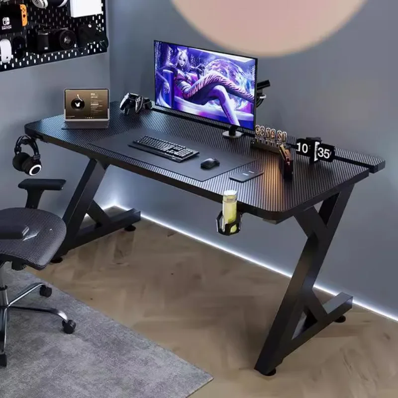 مكاتب كمبيوتر سوداء بسيطة بتصم - مراجعة Desk Setup Art وسعره