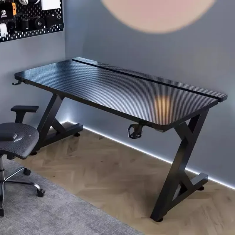 مكاتب كمبيوتر سوداء بسيطة بتصم - مراجعة Desk Setup Art وسعره