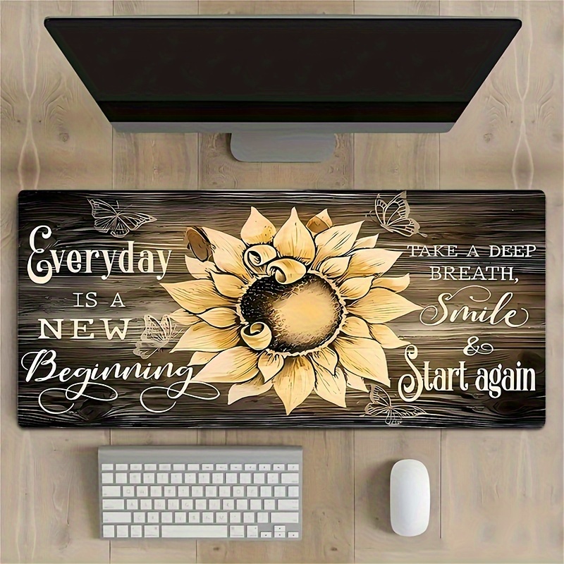 سجادة مكتبية ملهمة بتصميم عباد - مراجعة Desk Setup Inspiration وسعره